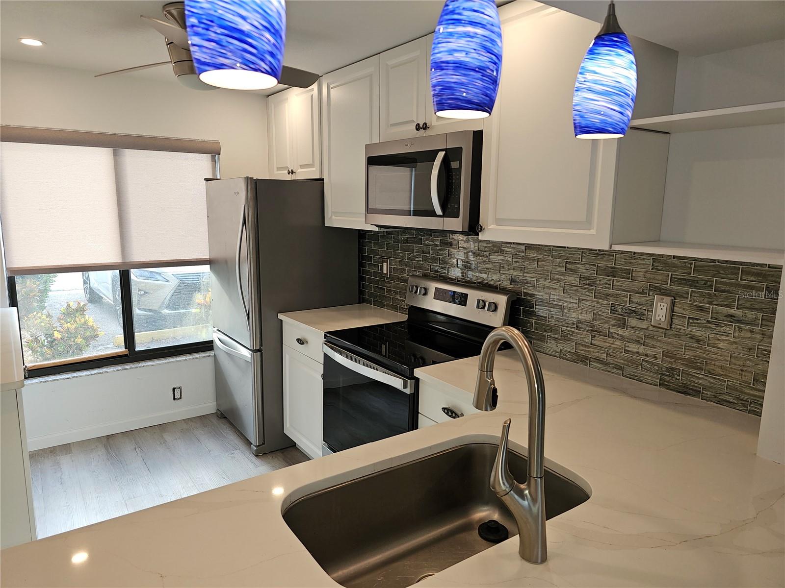 Image 4 of 28 For 6343 Palma Del Mar Boulevard S 126