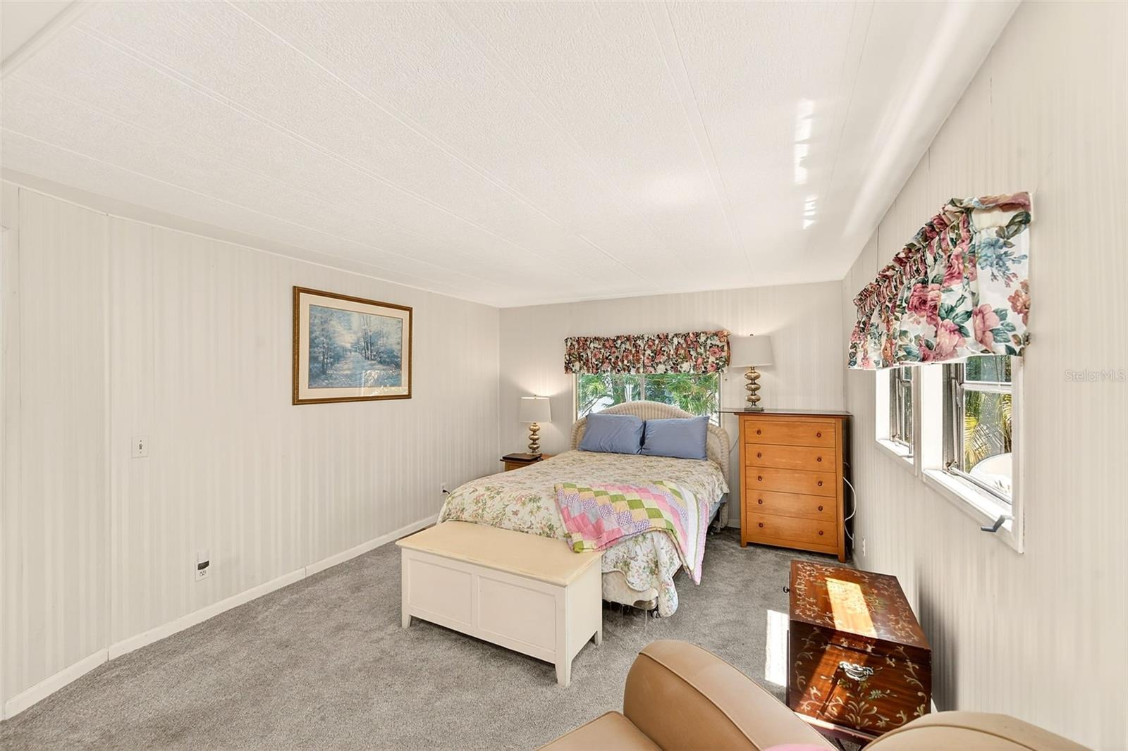 Image 21 of 44 For 94 Sugar Bear Drive 55