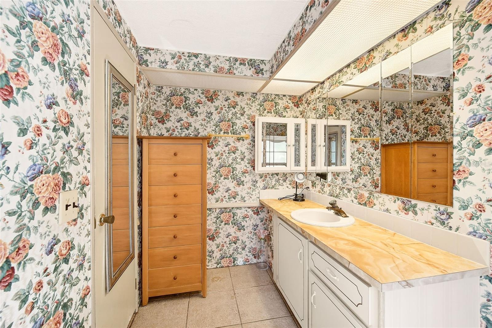 Image 23 of 44 For 94 Sugar Bear Drive 55