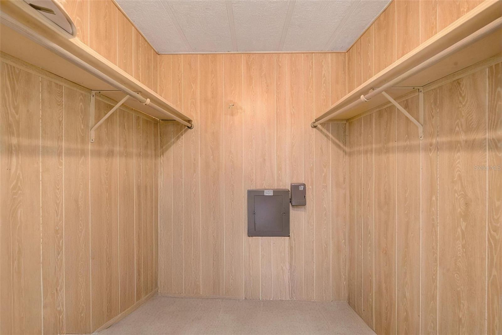 Image 25 of 44 For 94 Sugar Bear Drive 55