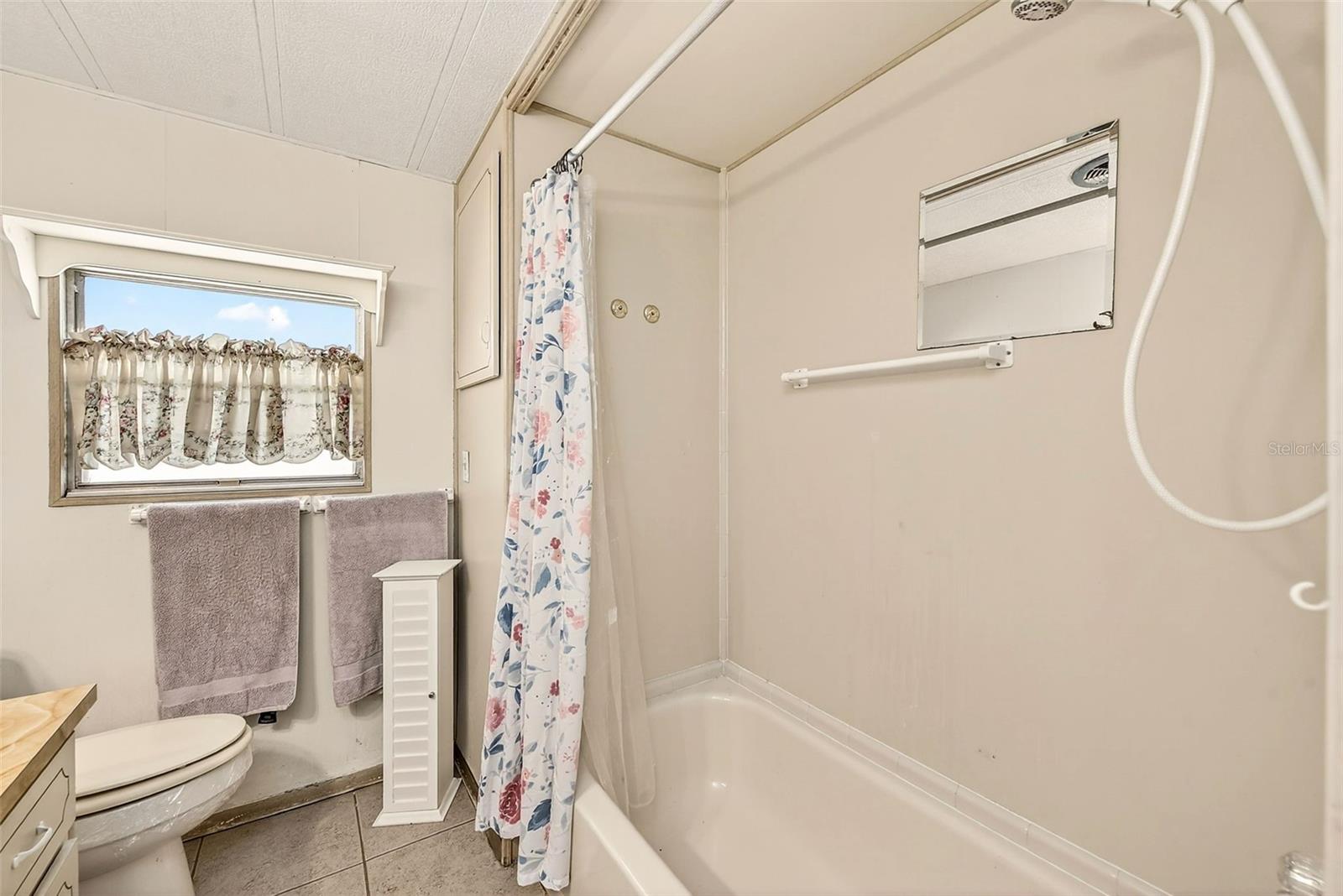 Image 29 of 44 For 94 Sugar Bear Drive 55