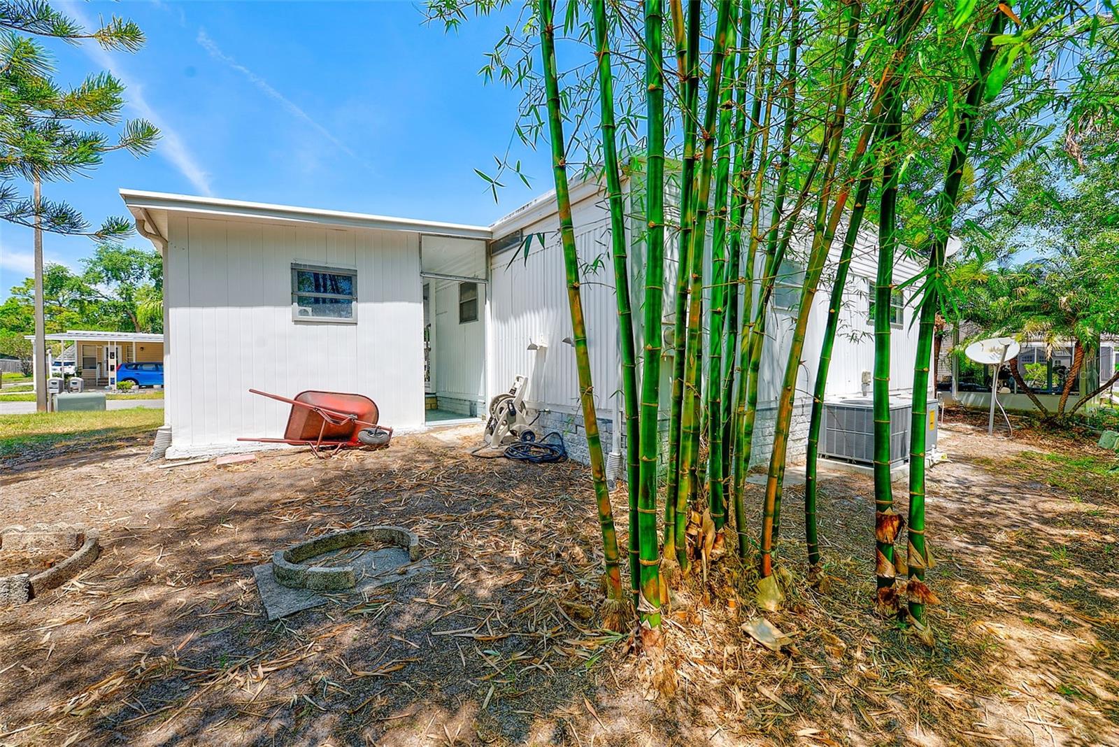 Image 30 of 44 For 94 Sugar Bear Drive 55