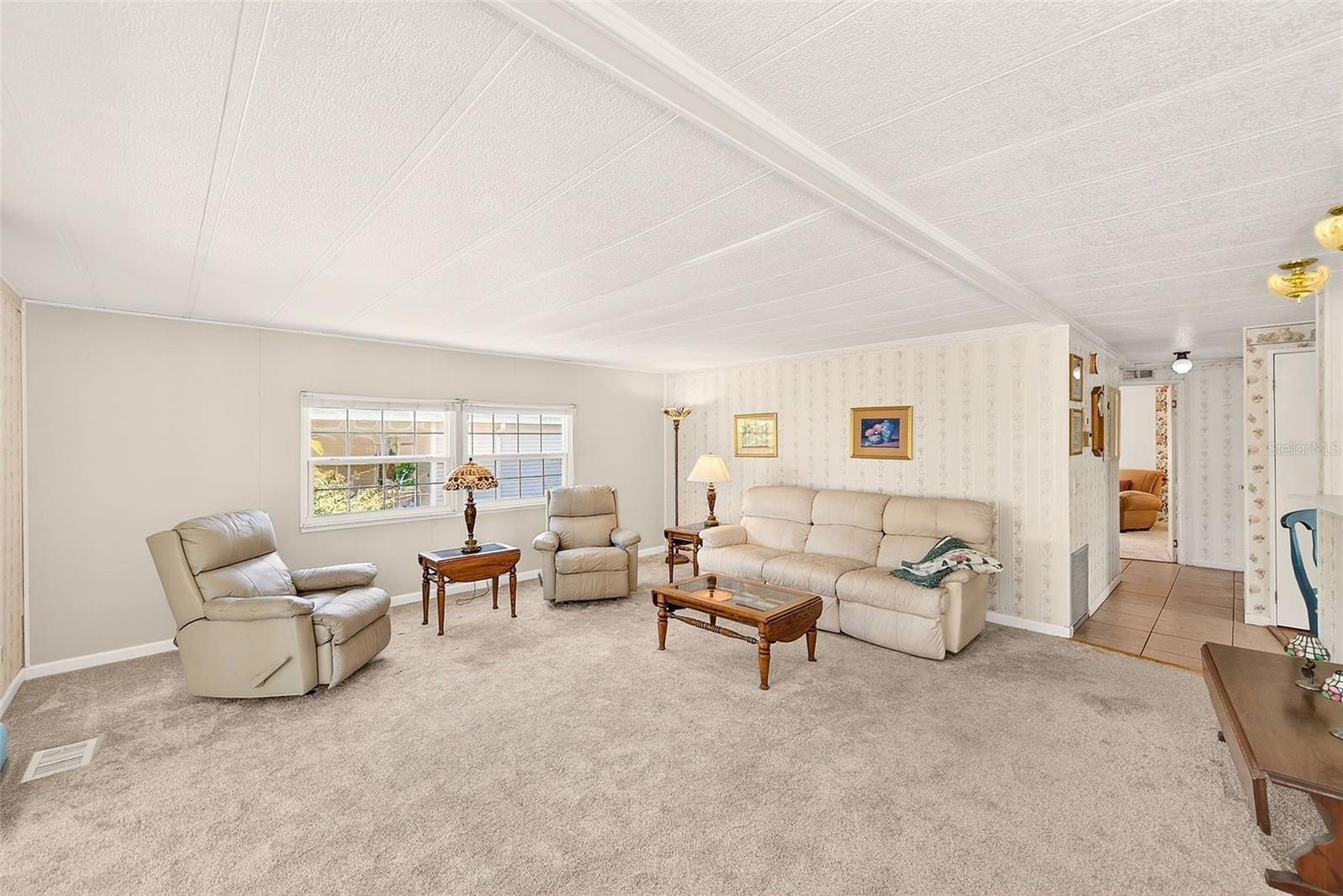 Image 7 of 44 For 94 Sugar Bear Drive 55