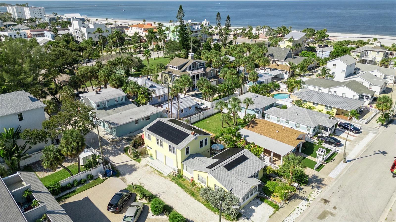 Listing photo id 5 for 102 11th Avenue