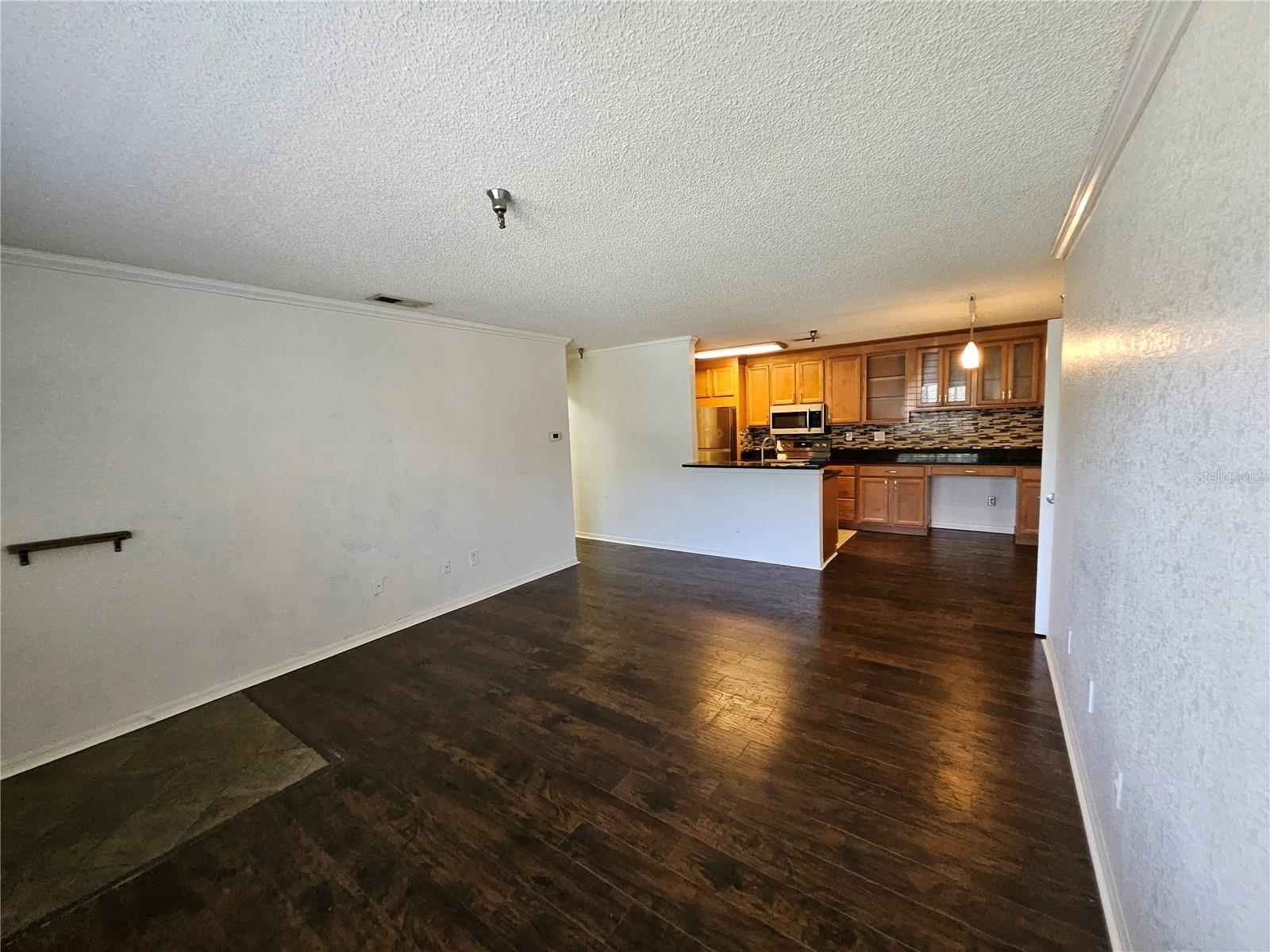 Image 2 of 28 For 10265 Gandy Boulevard N 1003