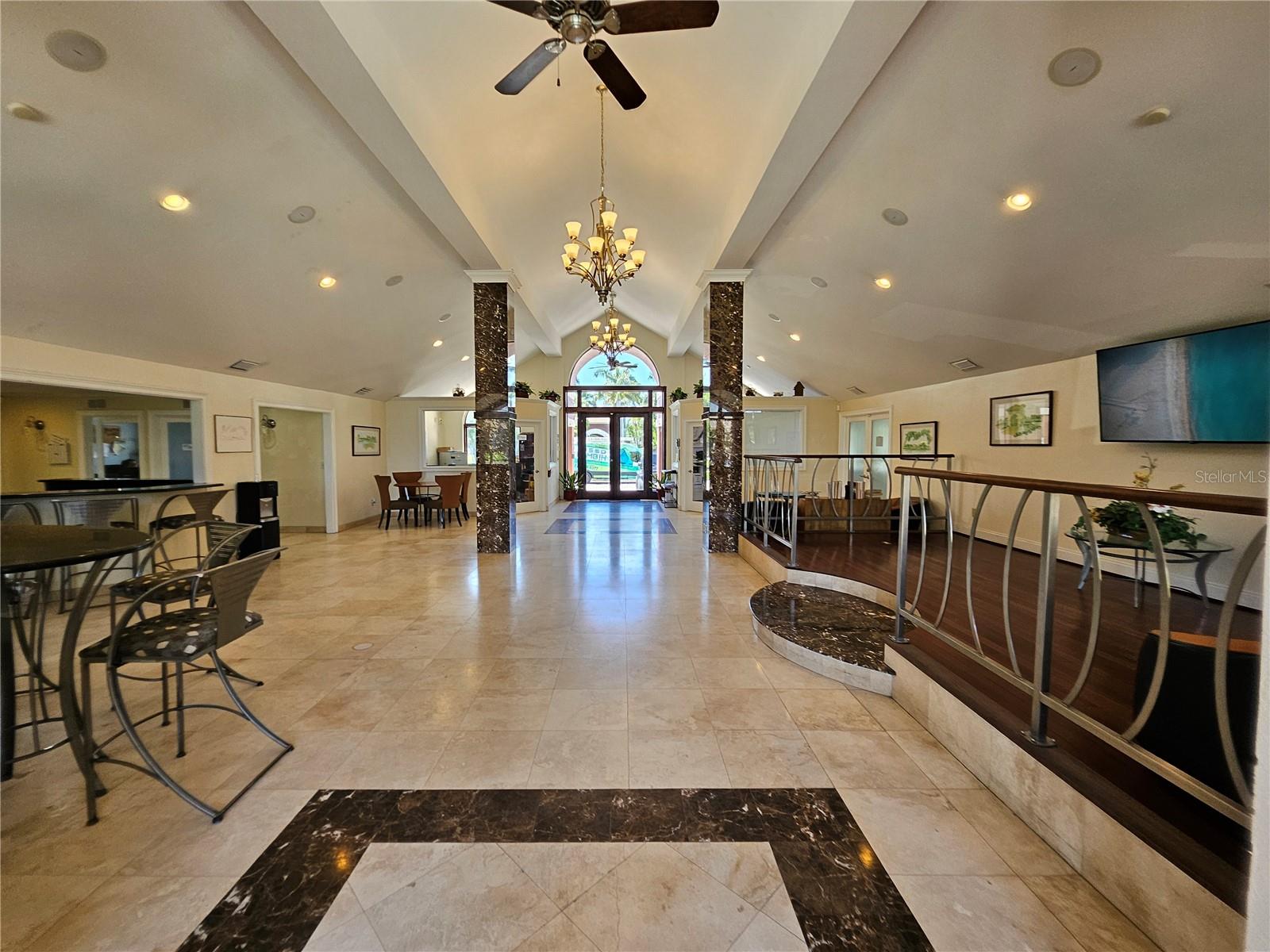 Image 21 of 28 For 10265 Gandy Boulevard N 1003