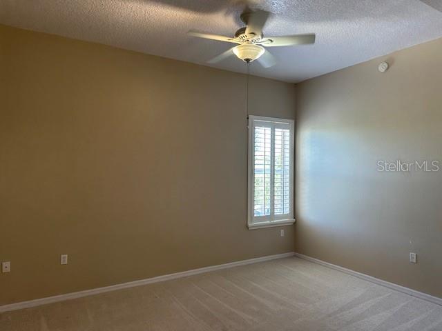 Image 27 of 34 For 606 Wells Court 302