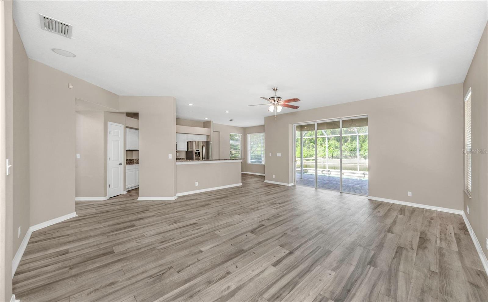 Image 11 of 76 For 4152 Grandchamp Circle