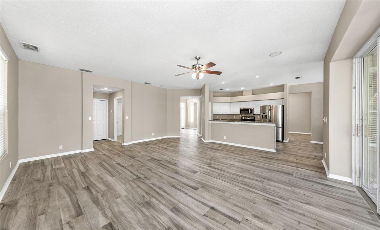 Image 13 of 76 For 4152 Grandchamp Circle