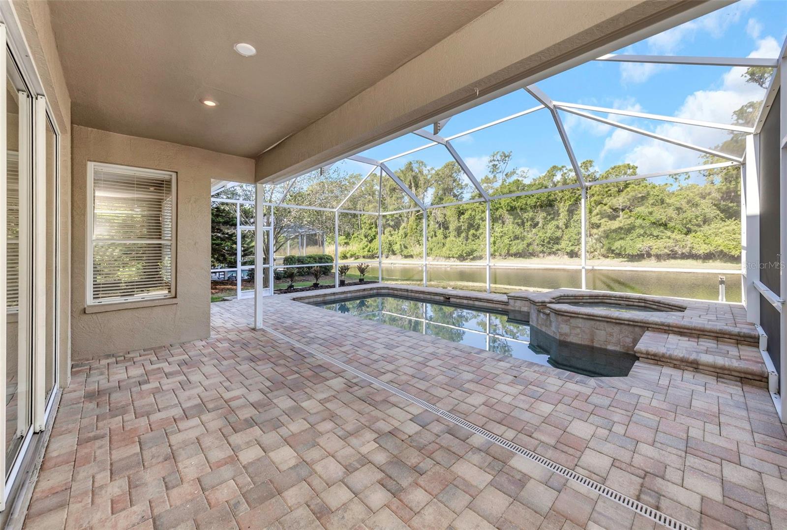 Image 16 of 76 For 4152 Grandchamp Circle
