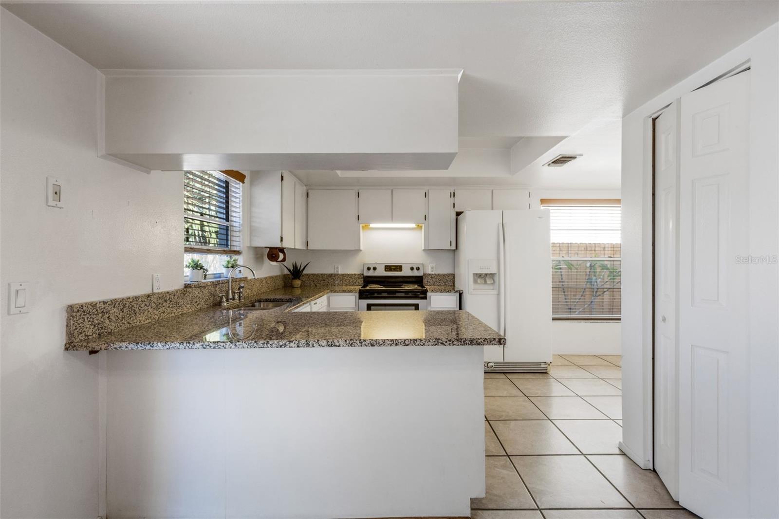 Image 12 of 50 For 7571 121st Terrace