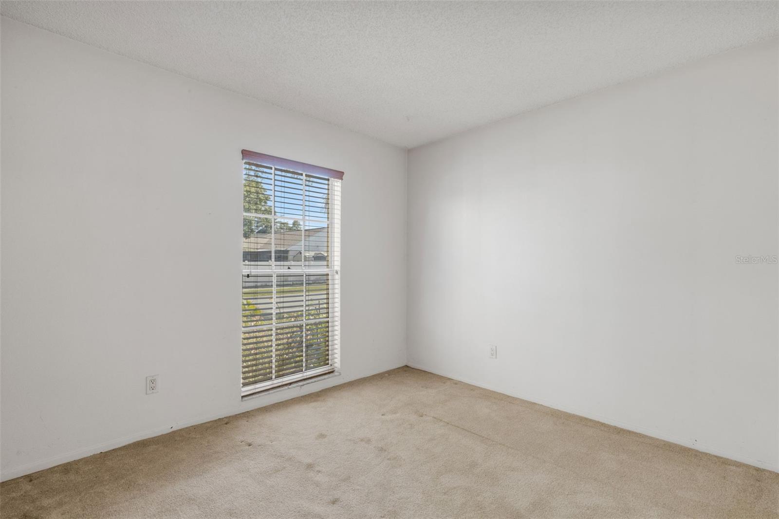 Image 32 of 50 For 7571 121st Terrace