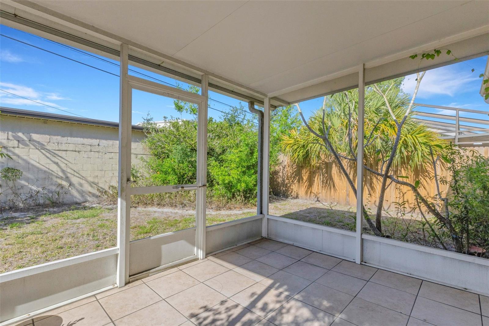 Image 39 of 50 For 7571 121st Terrace