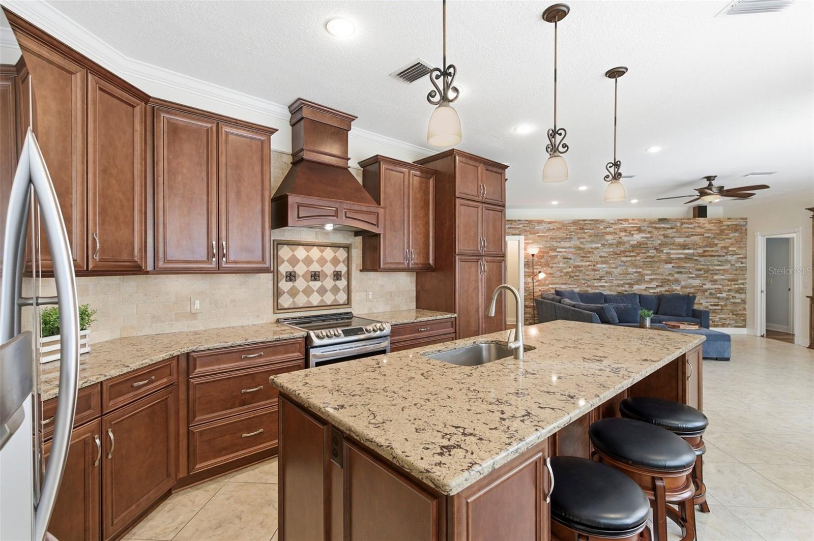 Image 10 of 66 For 4356 Ellinwood Boulevard