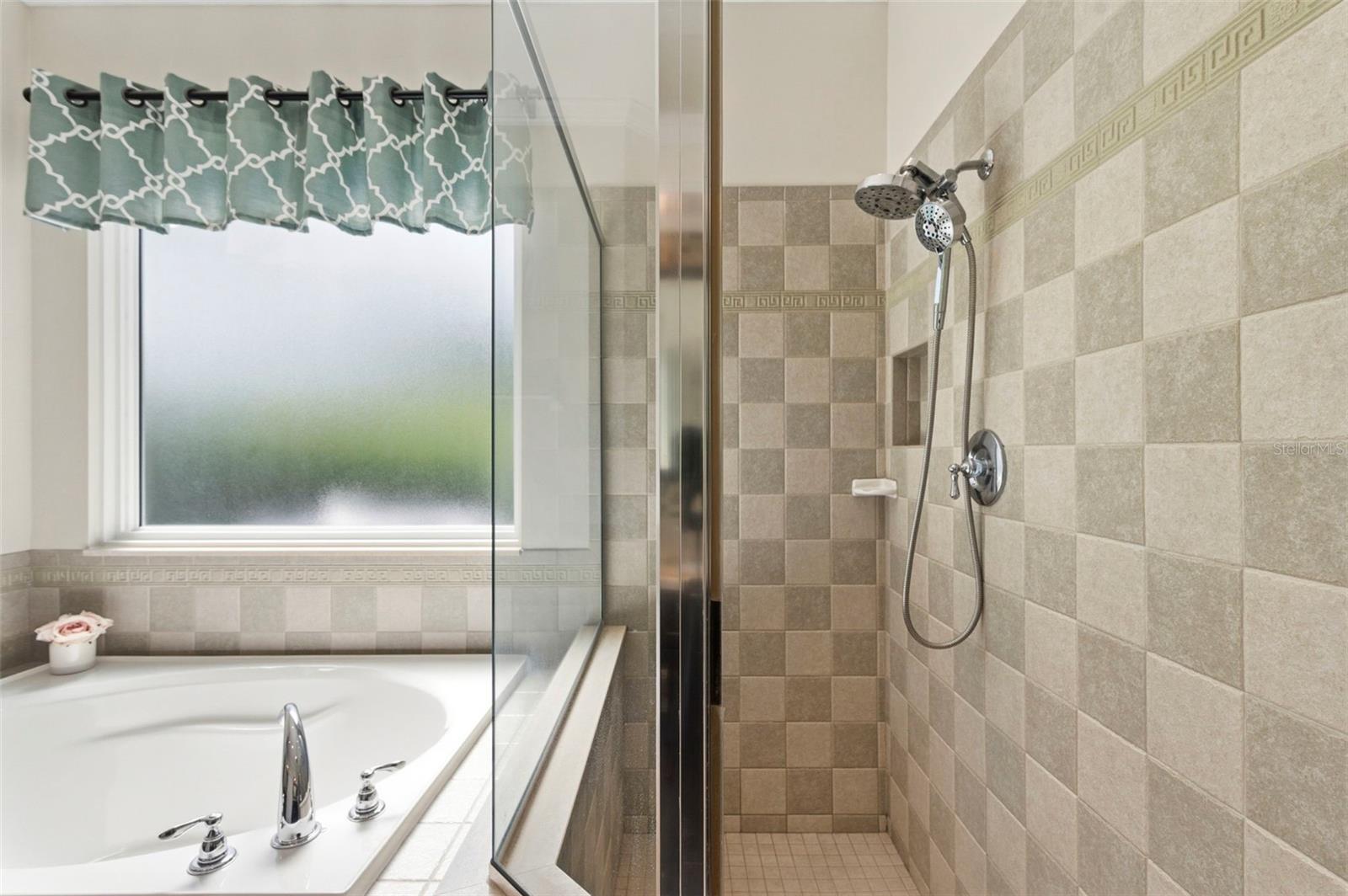 Image 35 of 66 For 4356 Ellinwood Boulevard