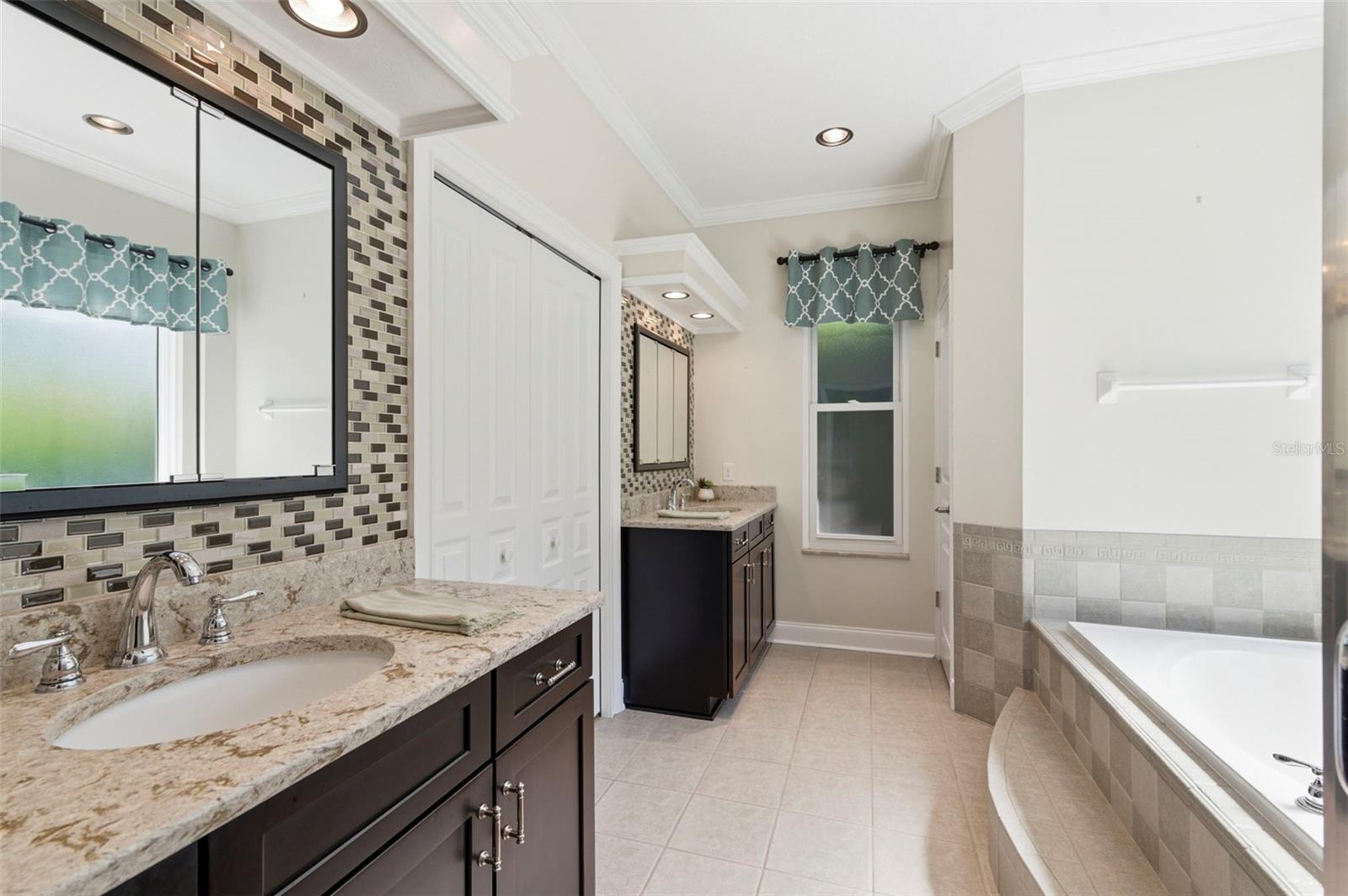 Image 36 of 66 For 4356 Ellinwood Boulevard