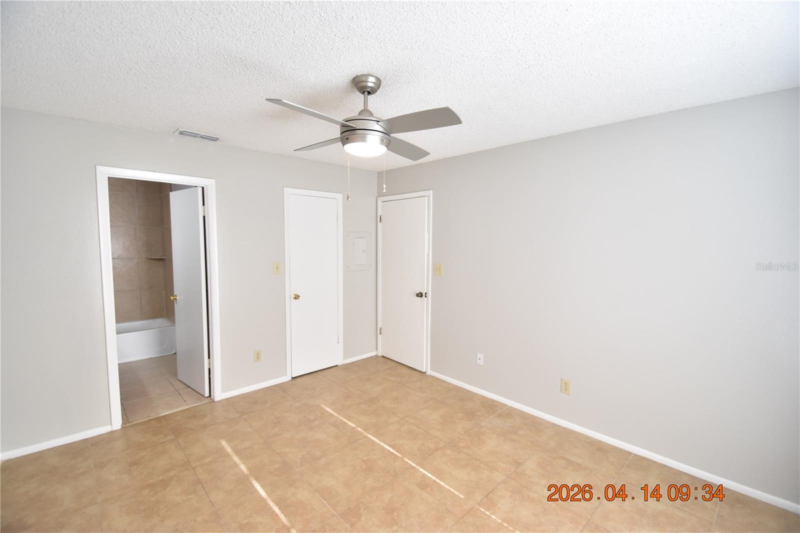 Image 29 of 39 For 8605 Mallard Reserve Drive 203