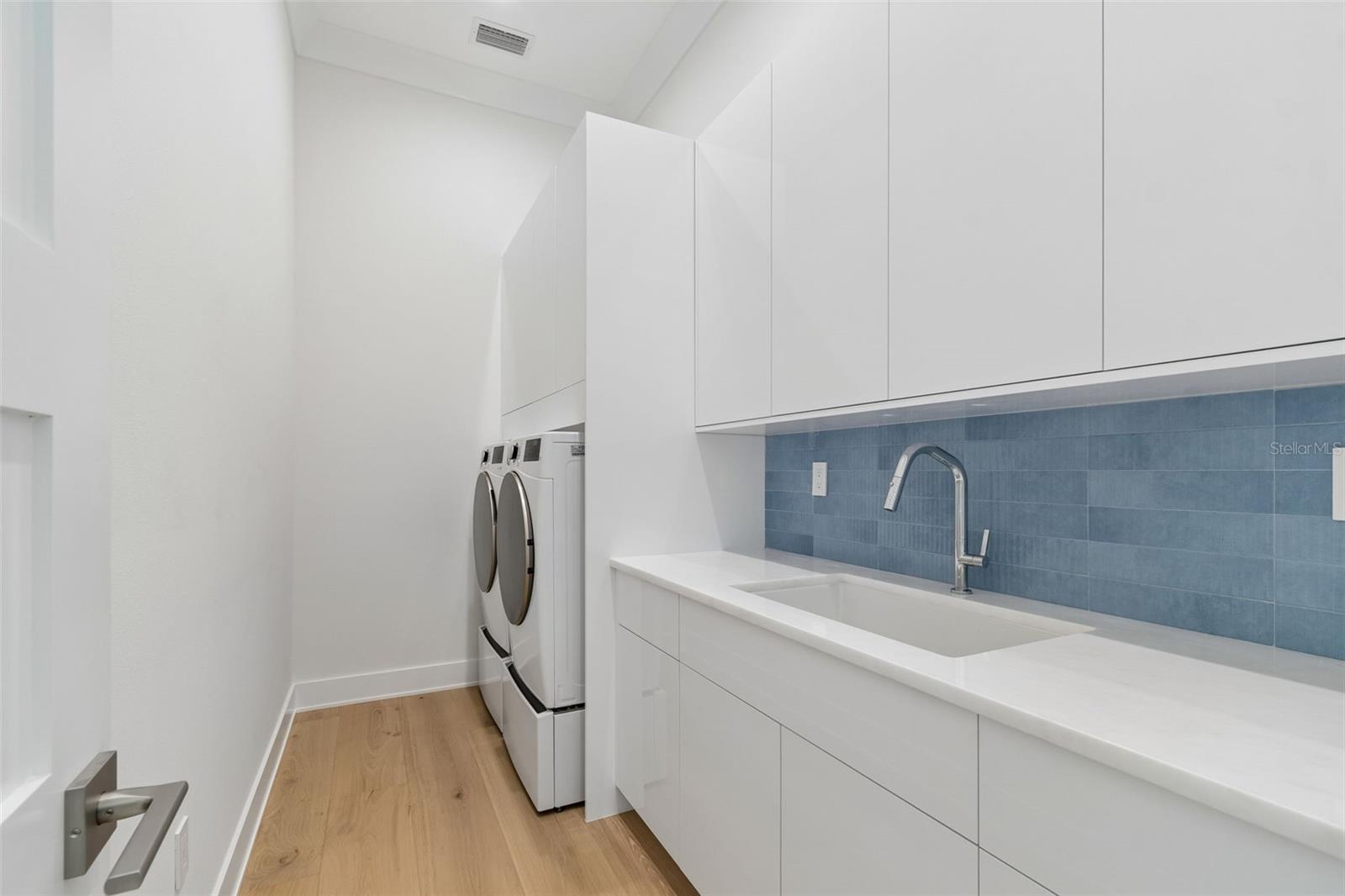 Image 26 of 71 For 236 Howard Drive