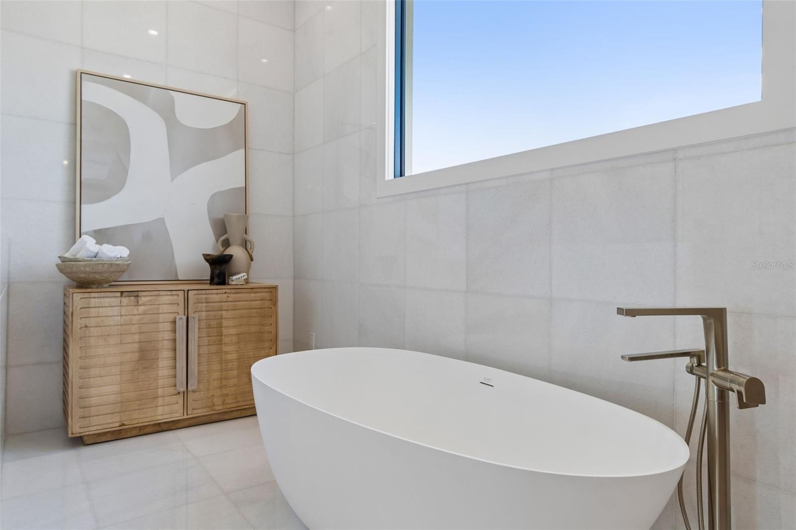 Image 44 of 71 For 236 Howard Drive