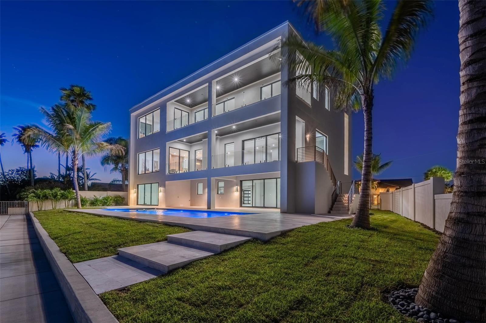 Image 5 of 71 For 236 Howard Drive