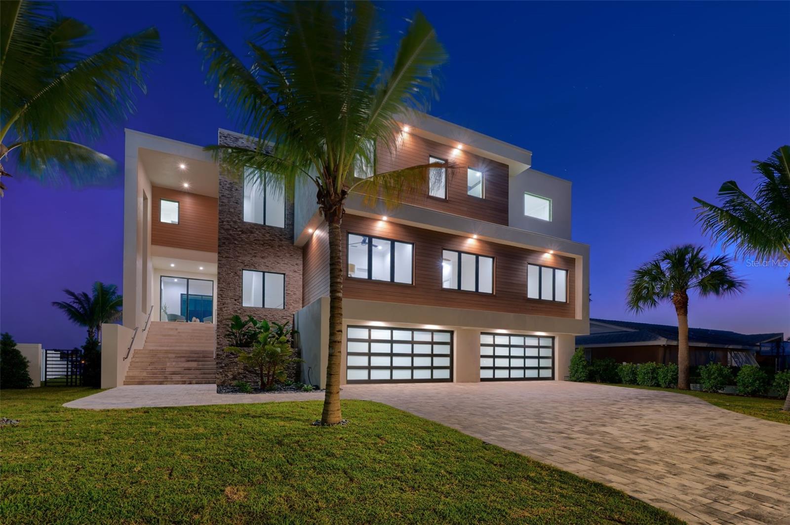 Image 7 of 71 For 236 Howard Drive