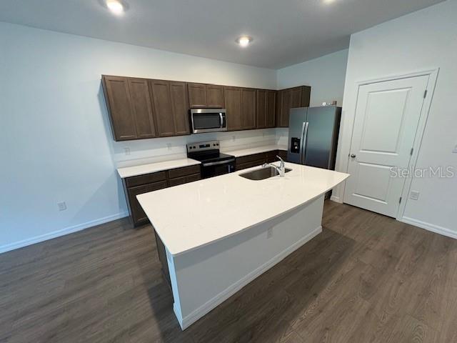 Image 4 of 21 For 32547 Welling Blade Loop