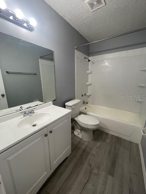 Image 6 of 11 For 2411 Idlewild Street