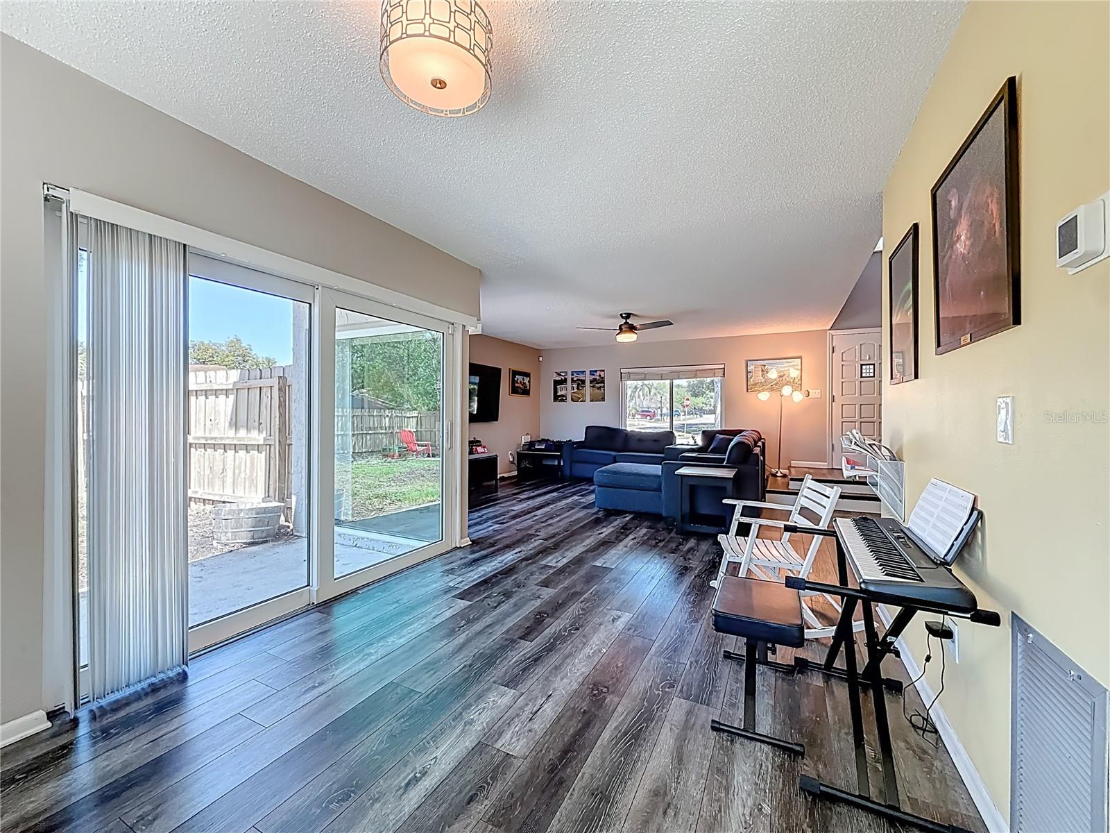 Image 11 of 54 For 4510 Viewridge Way