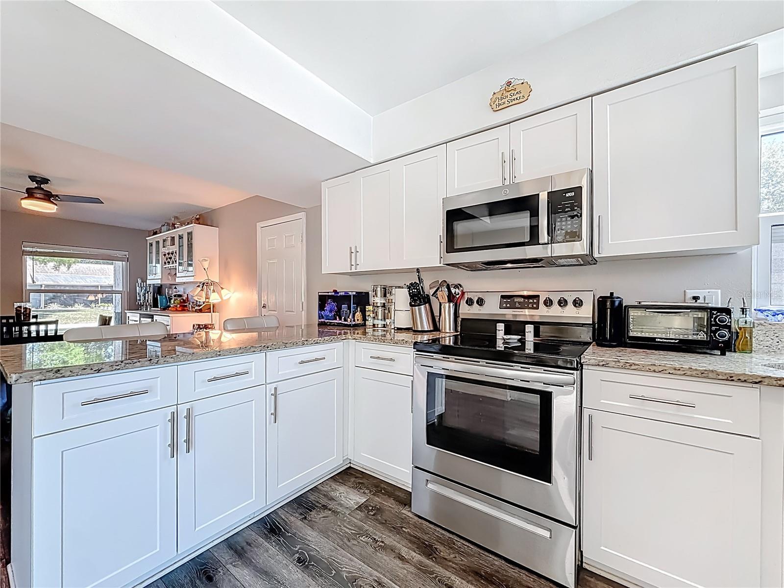 Image 18 of 54 For 4510 Viewridge Way