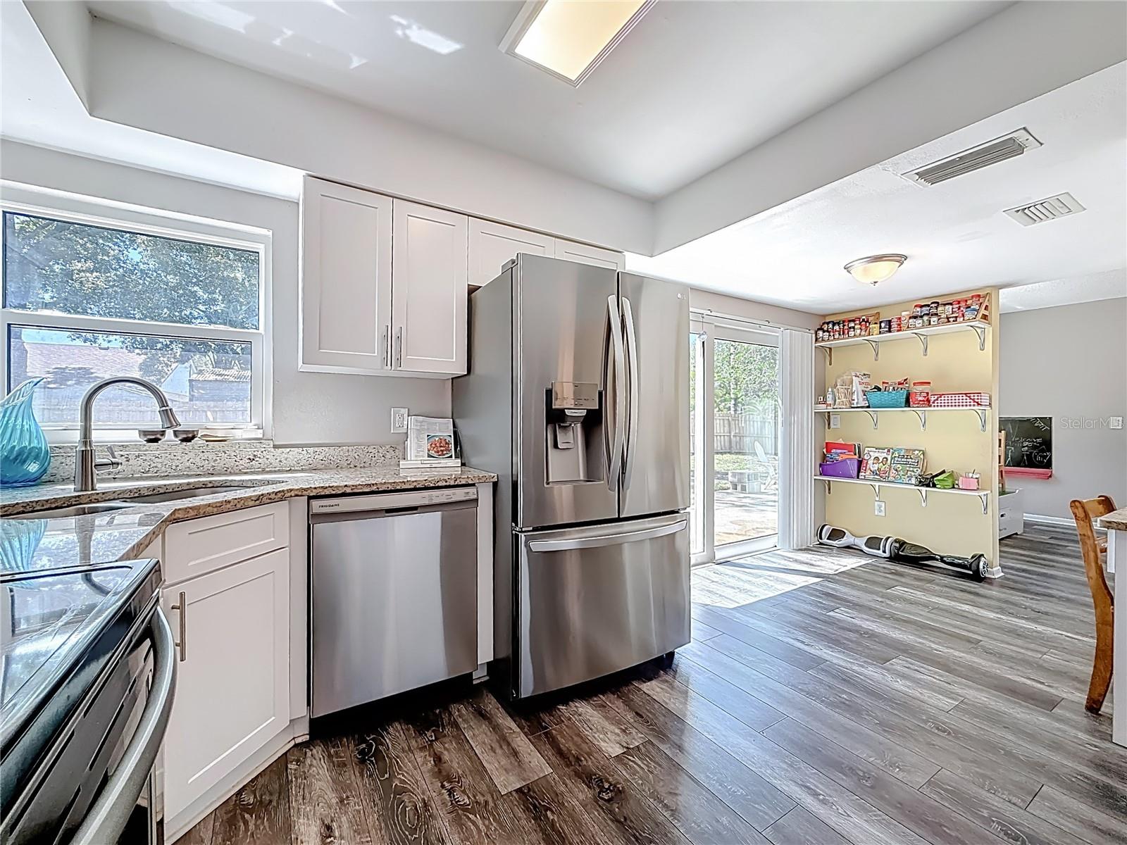 Image 19 of 54 For 4510 Viewridge Way