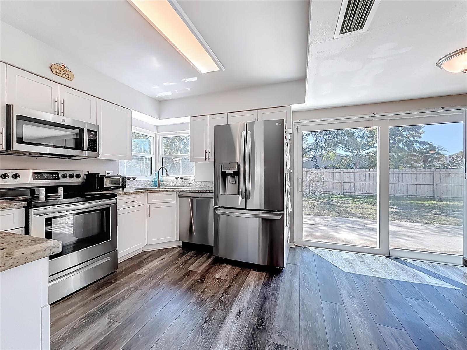 Image 21 of 54 For 4510 Viewridge Way