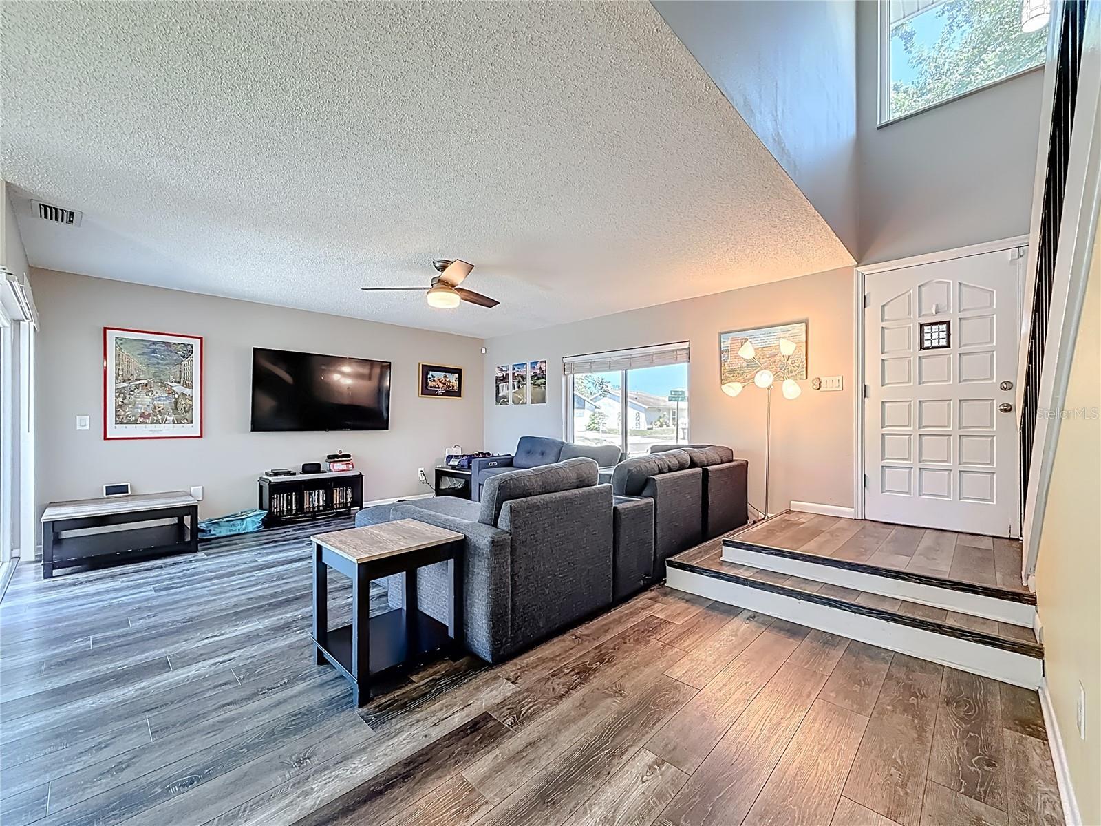 Image 4 of 54 For 4510 Viewridge Way