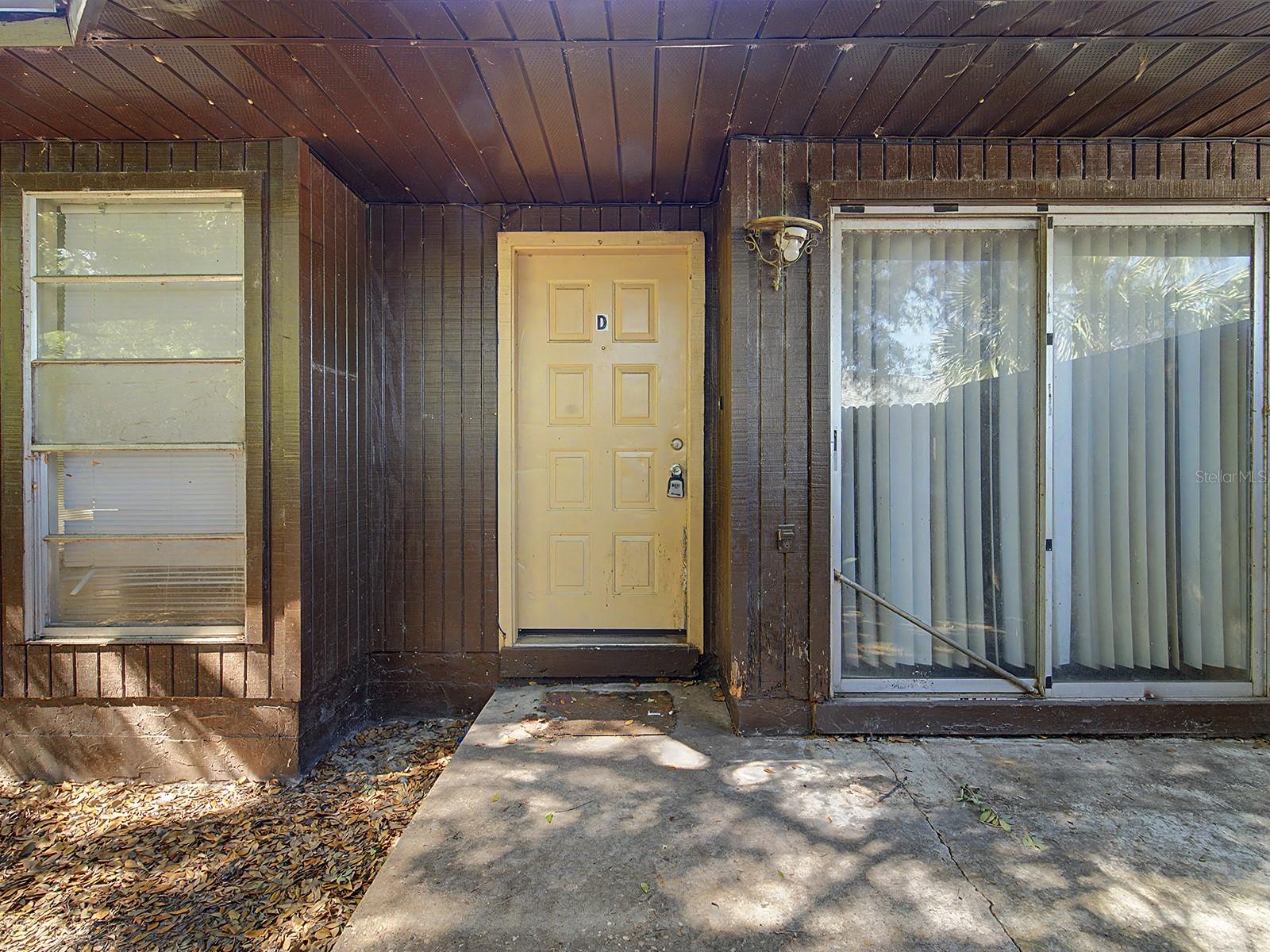 Image 10 of 42 For 2950 53rd Court