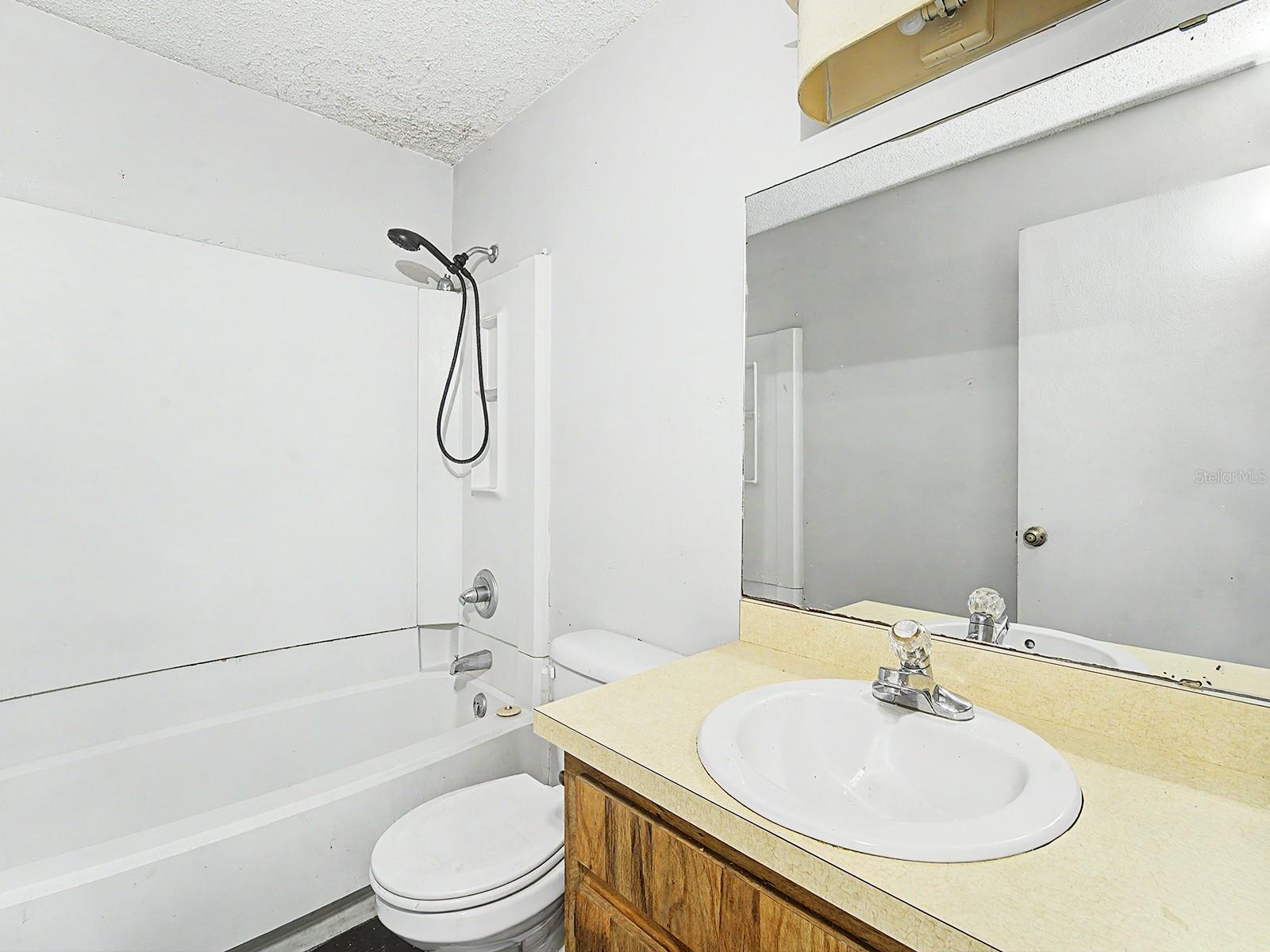 Image 12 of 42 For 2950 53rd Court