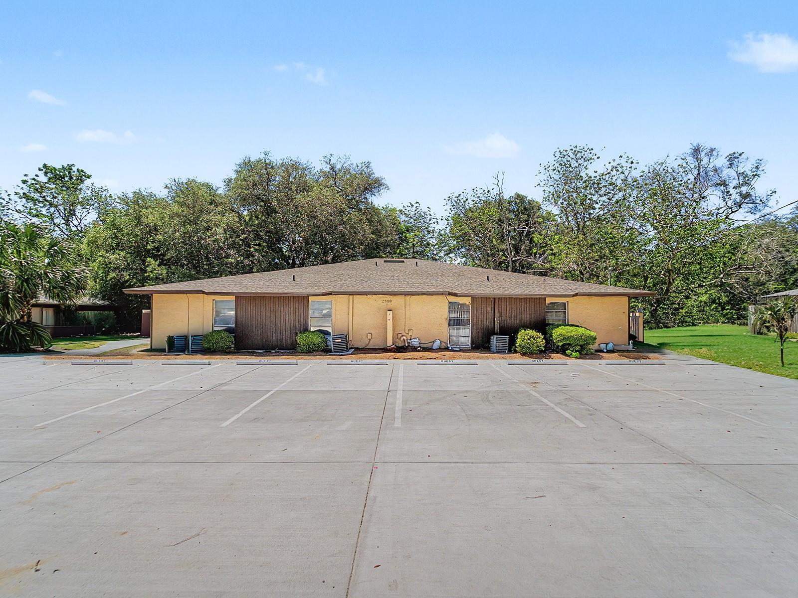 Image 2 of 42 For 2950 53rd Court