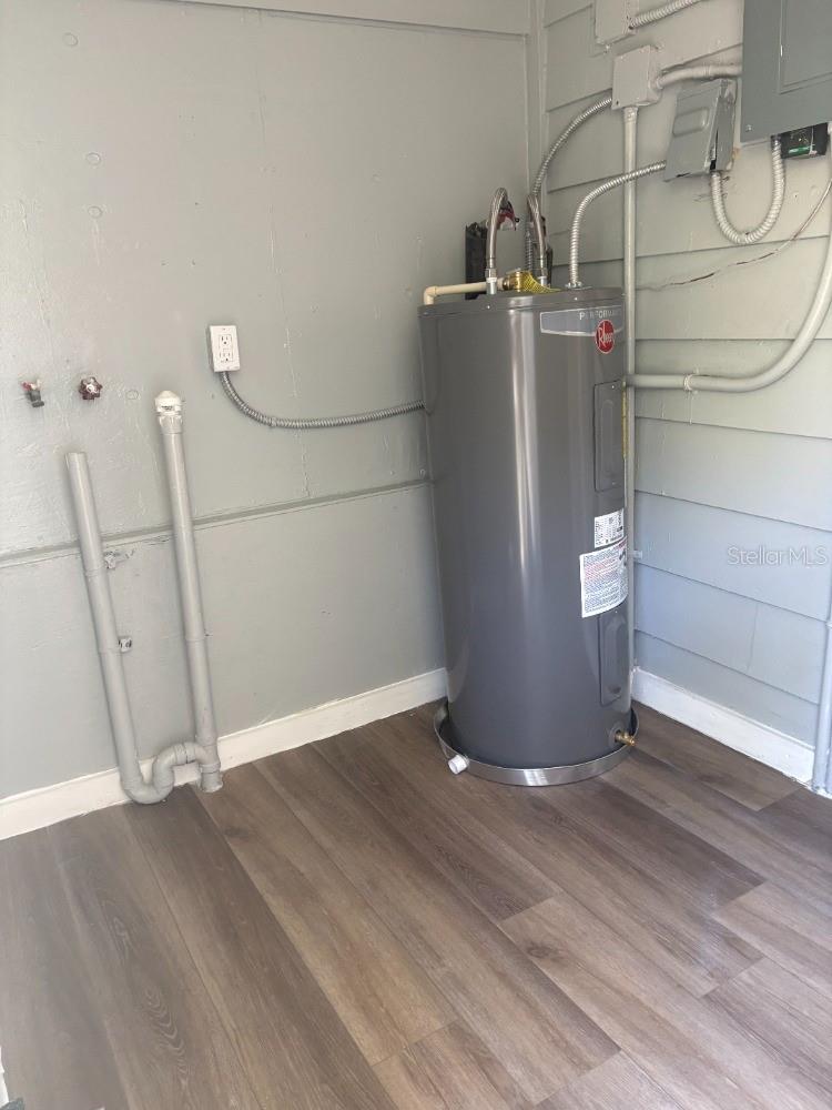 Image 10 of 25 For 408 Martin Luther King Jr Avenue