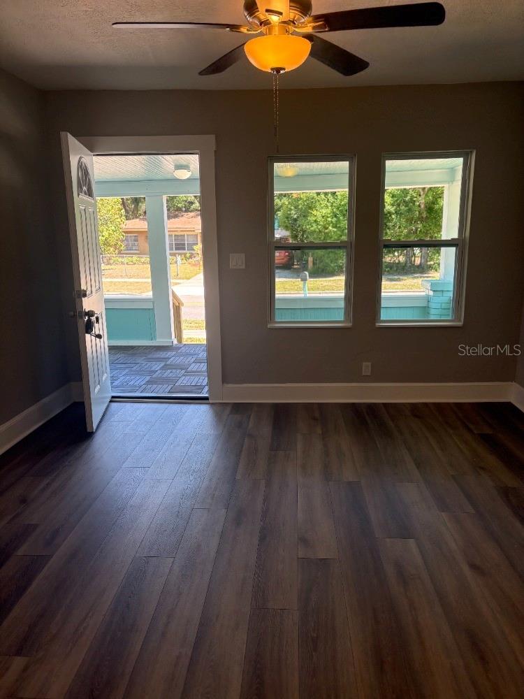 Image 15 of 25 For 408 Martin Luther King Jr Avenue