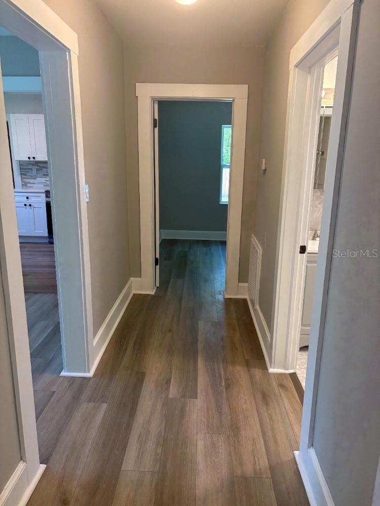 Image 21 of 25 For 408 Martin Luther King Jr Avenue