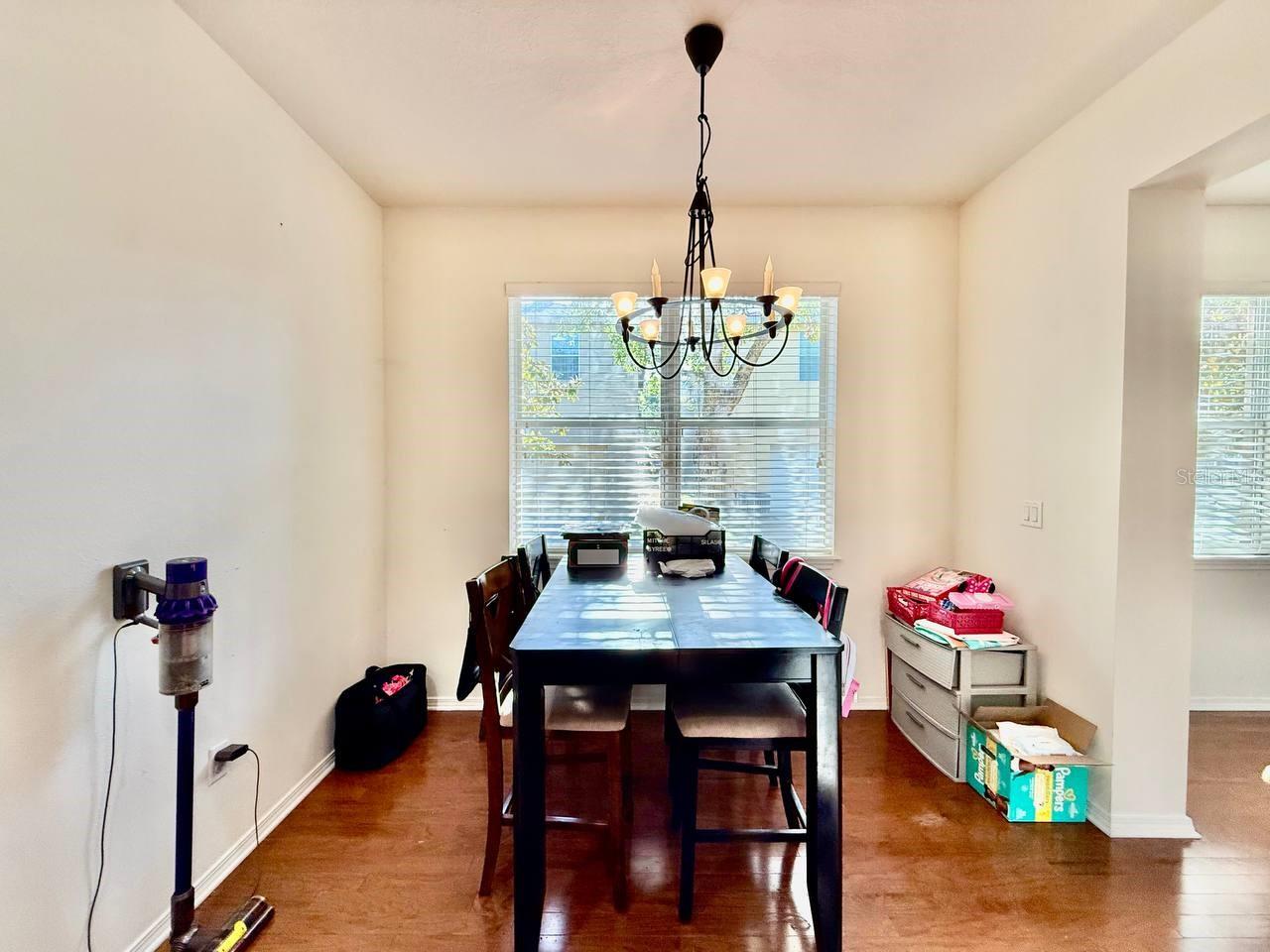 Image 10 of 27 For 9044 Aspen Hollow Place 9044