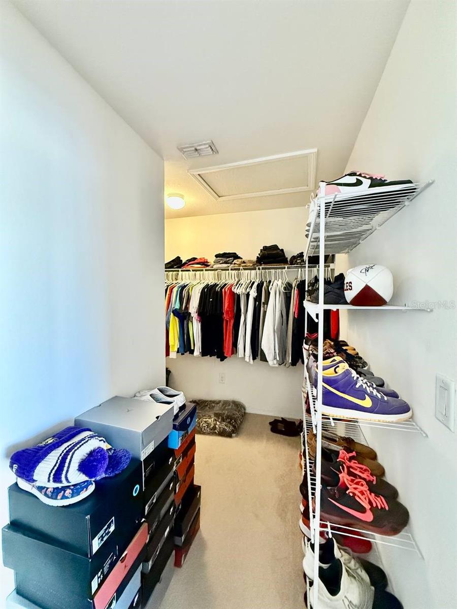 Image 14 of 27 For 9044 Aspen Hollow Place 9044