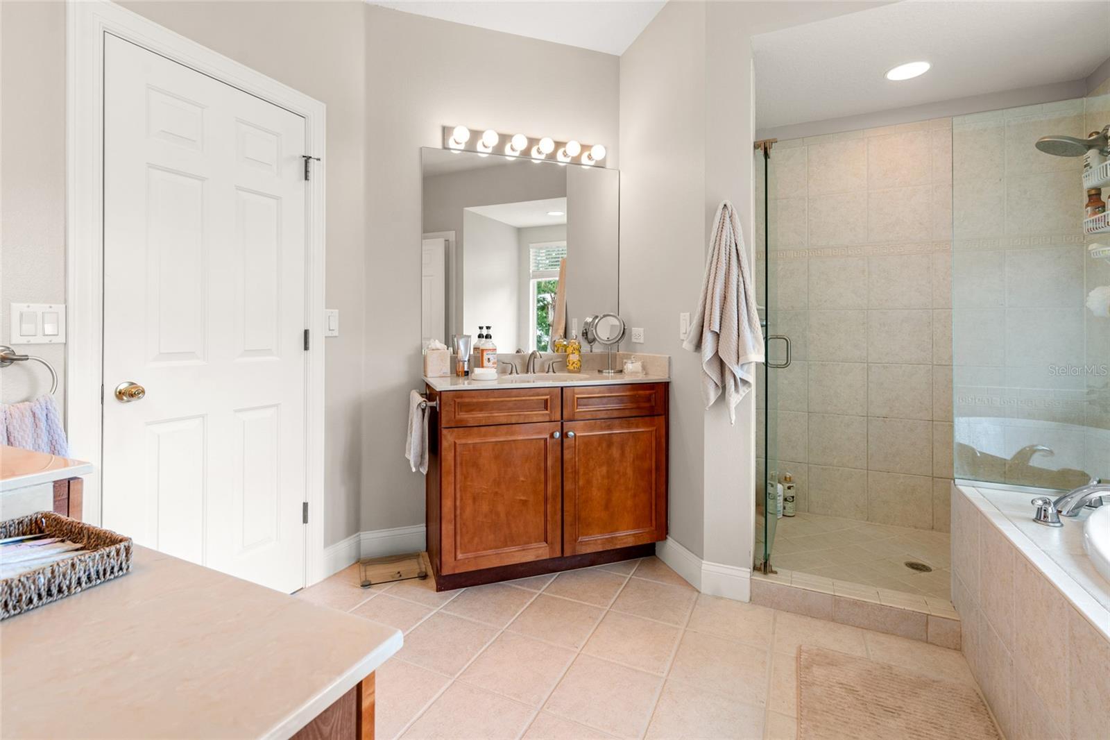 Image 11 of 45 For 3519 Heards Ferry Drive