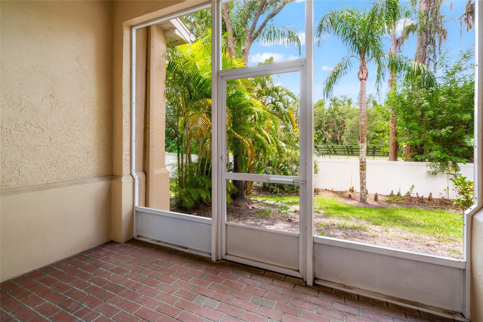 Image 14 of 45 For 3519 Heards Ferry Drive