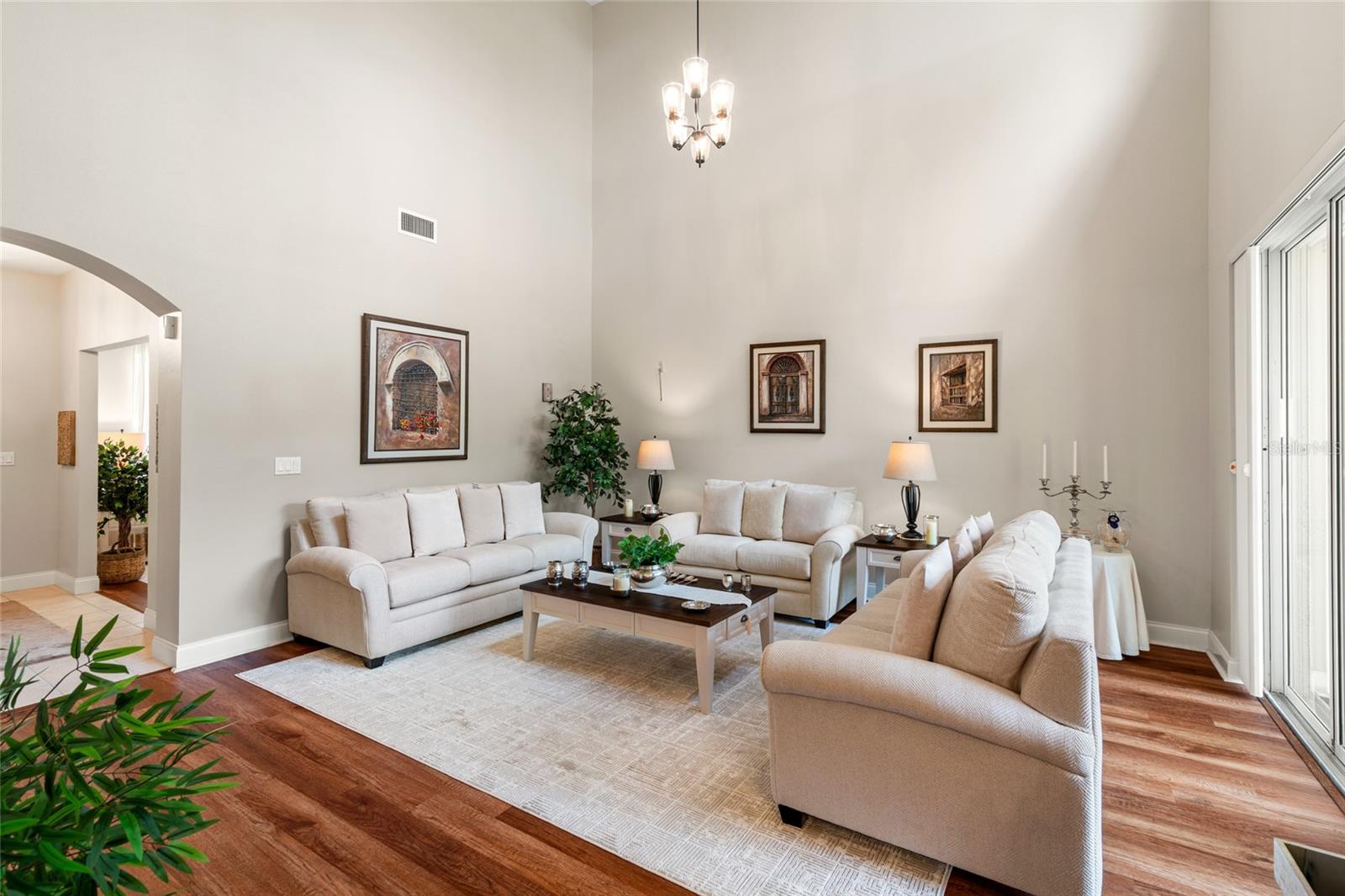 Image 35 of 45 For 3519 Heards Ferry Drive