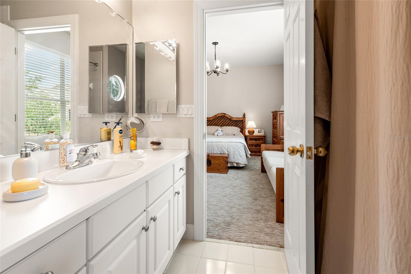 Image 6 of 45 For 3519 Heards Ferry Drive