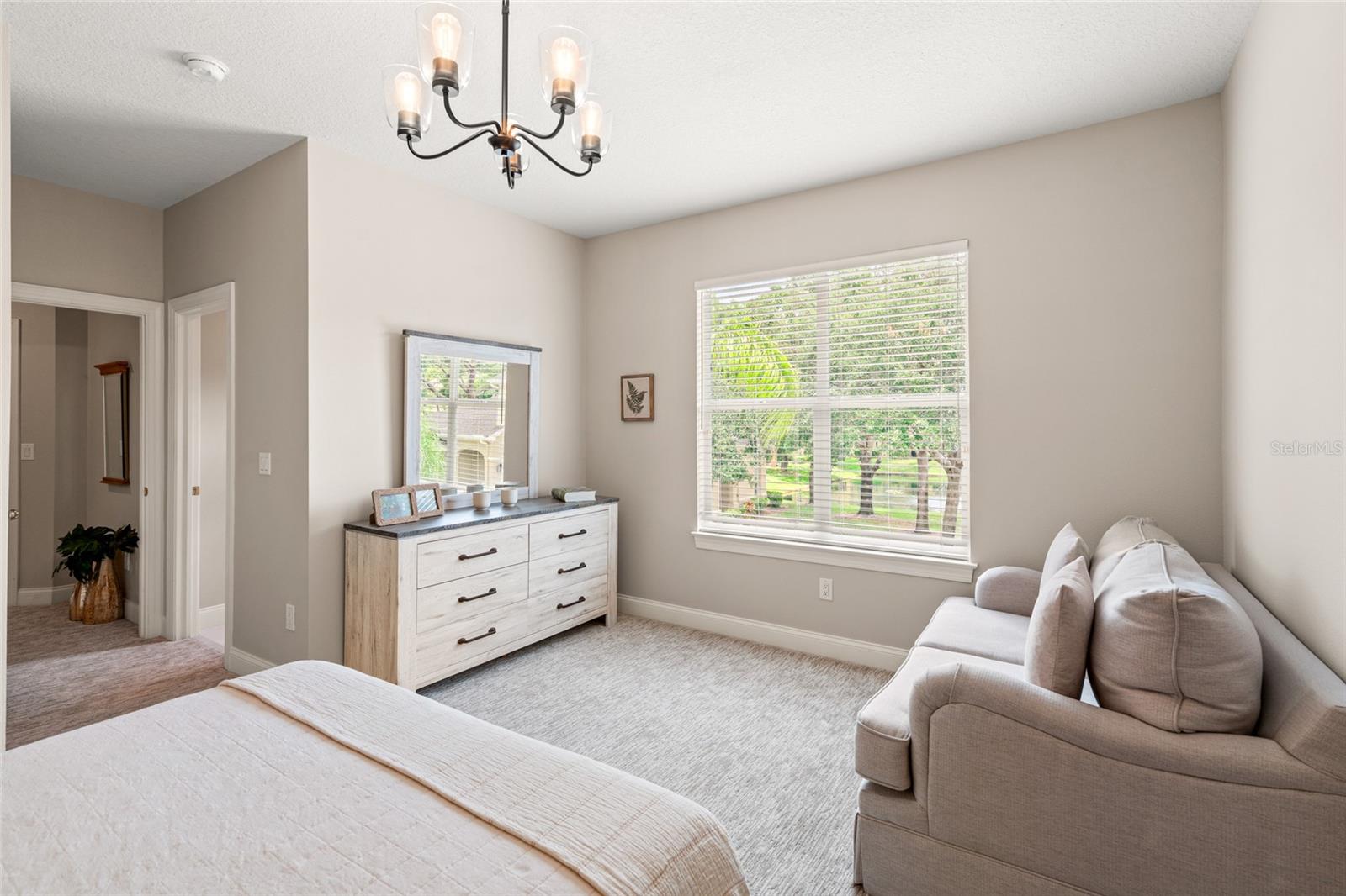 Image 8 of 45 For 3519 Heards Ferry Drive