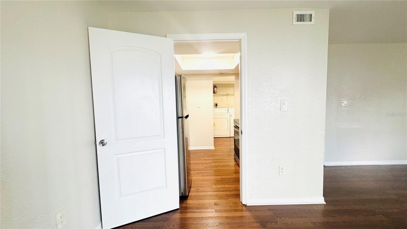 Image 5 of 19 For 4711 Texas Avenue 4711a