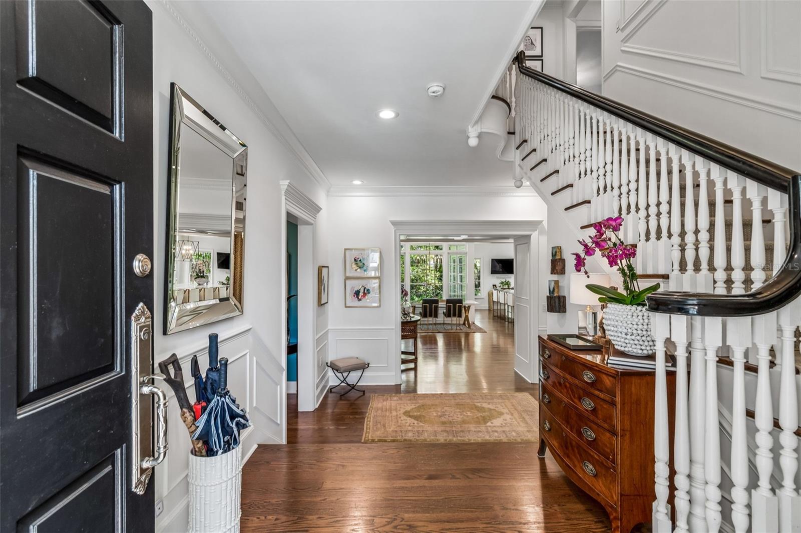 Image 11 of 71 For 3011 Hawthorne Road