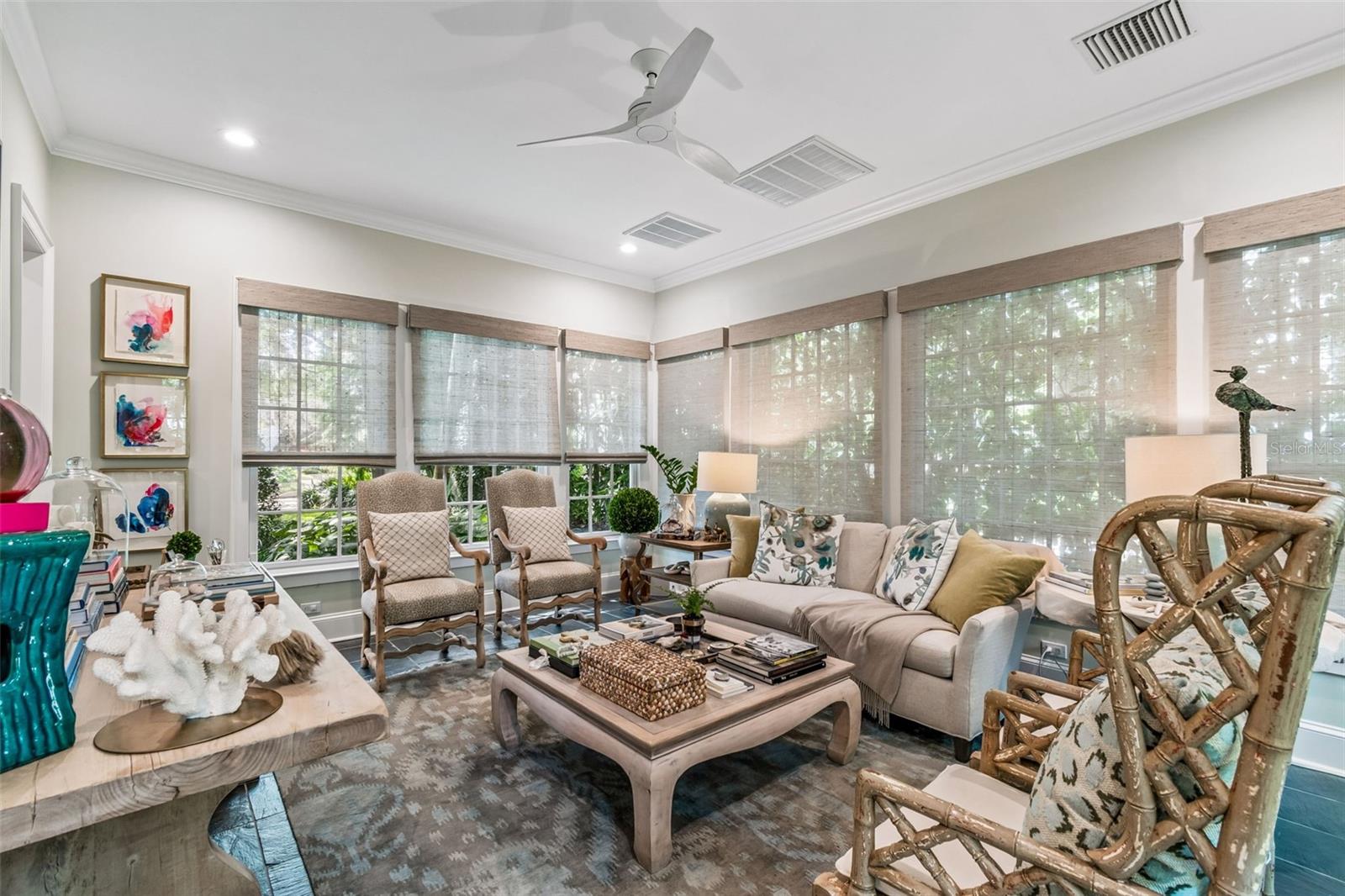 Image 3 of 71 For 3011 Hawthorne Road