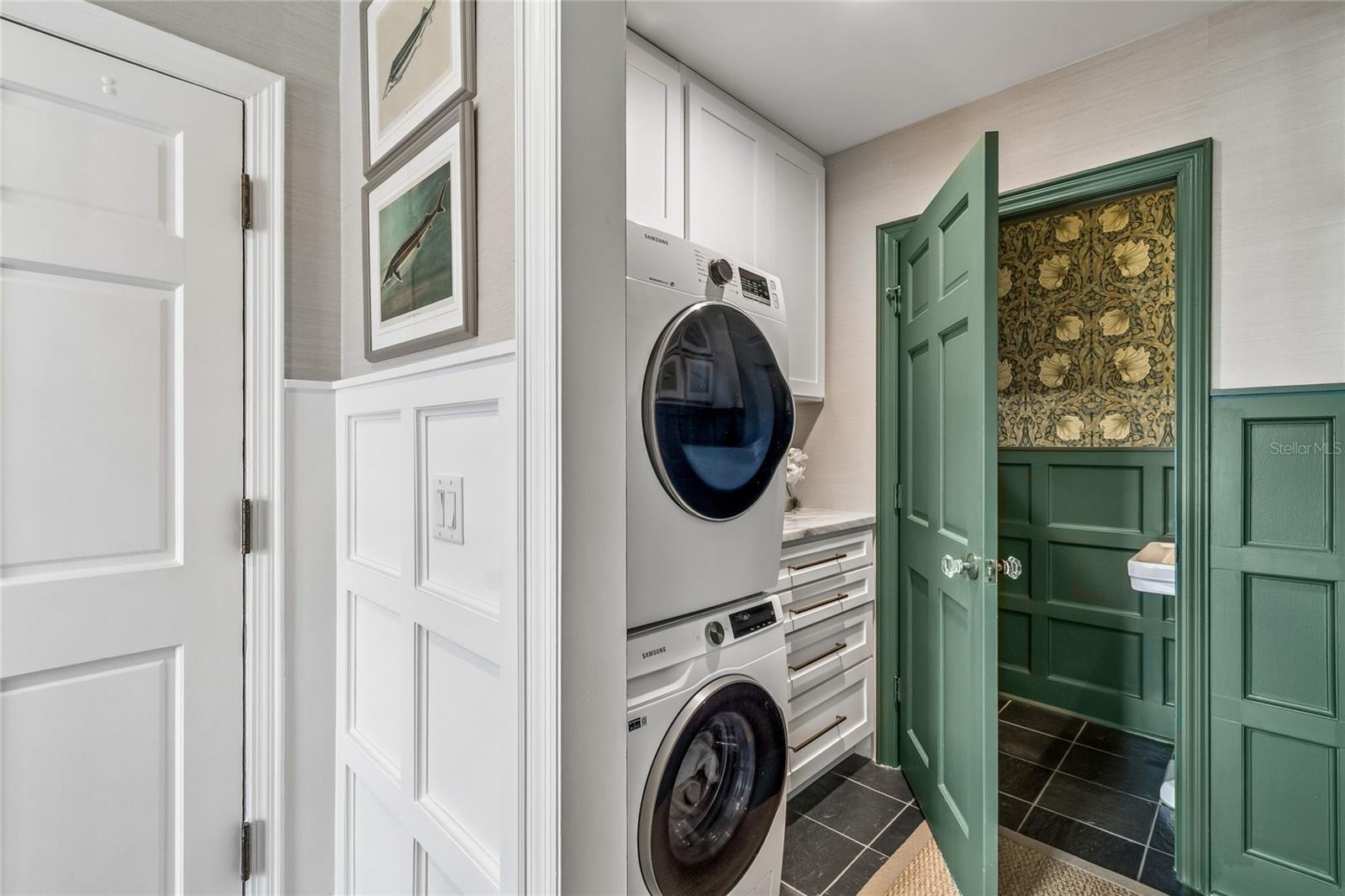 Image 31 of 71 For 3011 Hawthorne Road