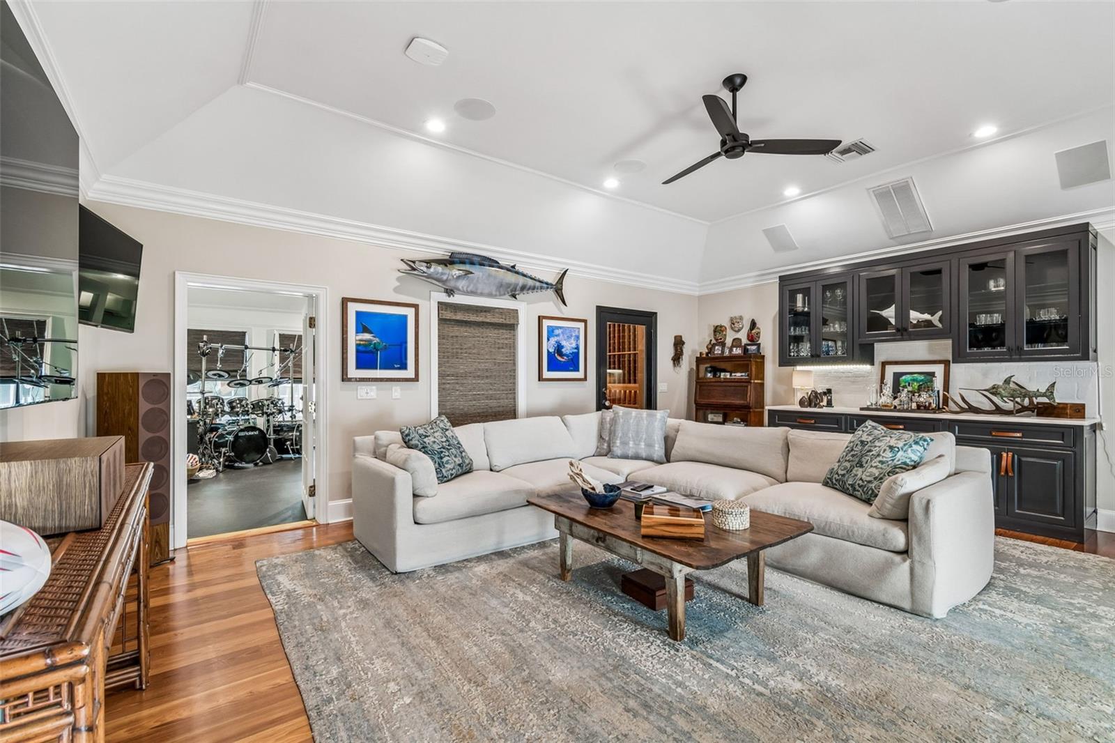 Image 33 of 71 For 3011 Hawthorne Road